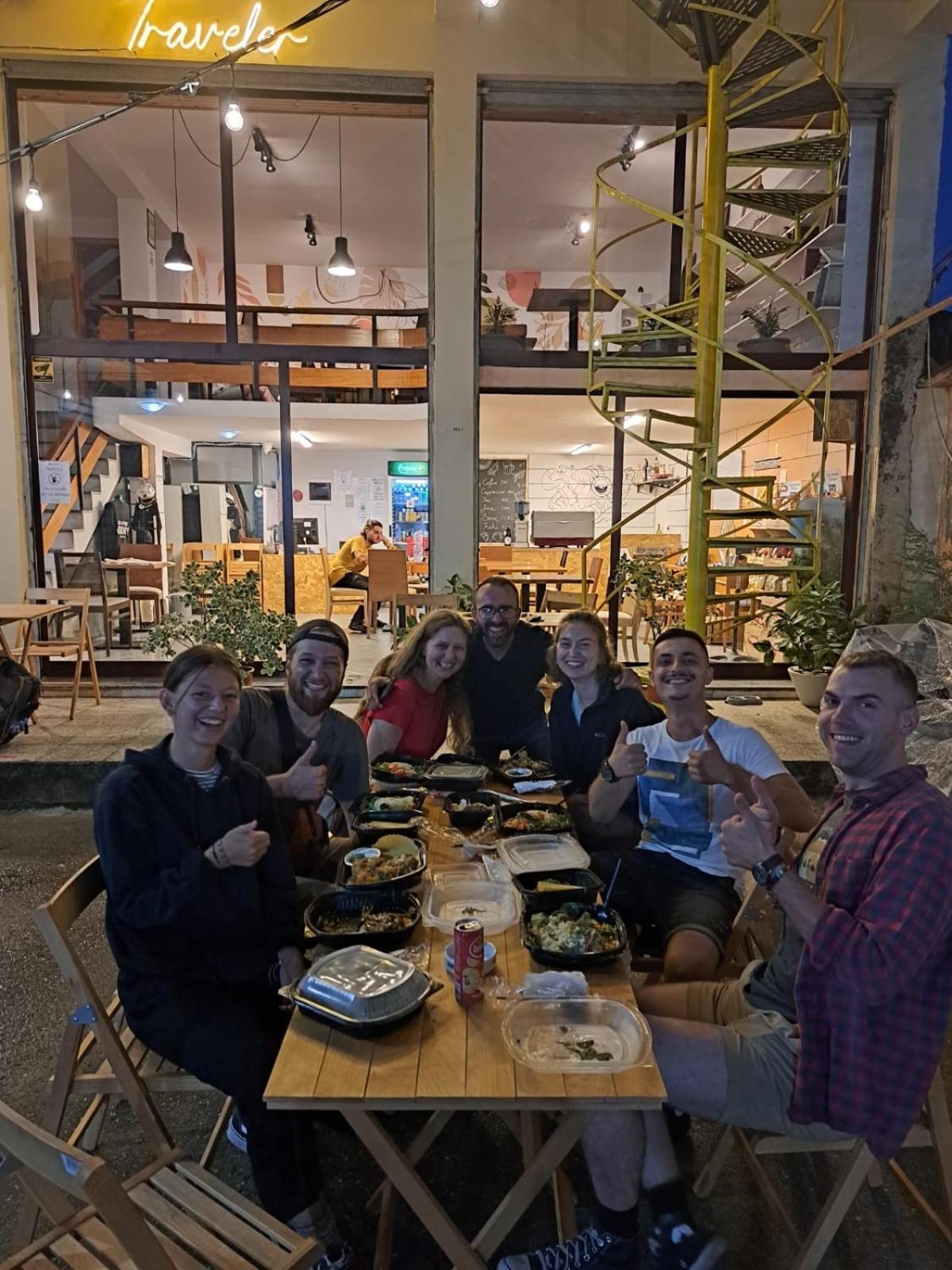 Traveler Hostel ชโคเดอร์ ภายนอก รูปภาพ