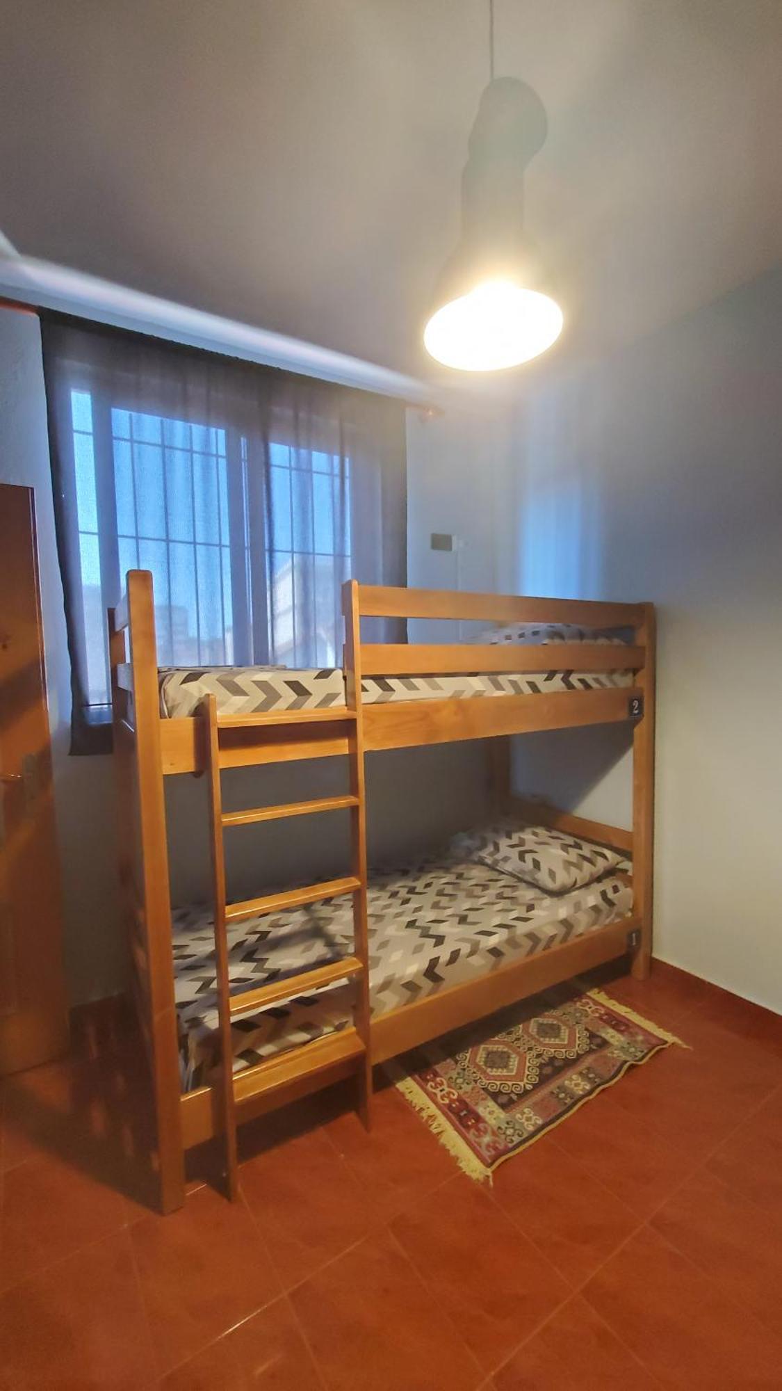 Traveler Hostel ชโคเดอร์ ห้อง รูปภาพ