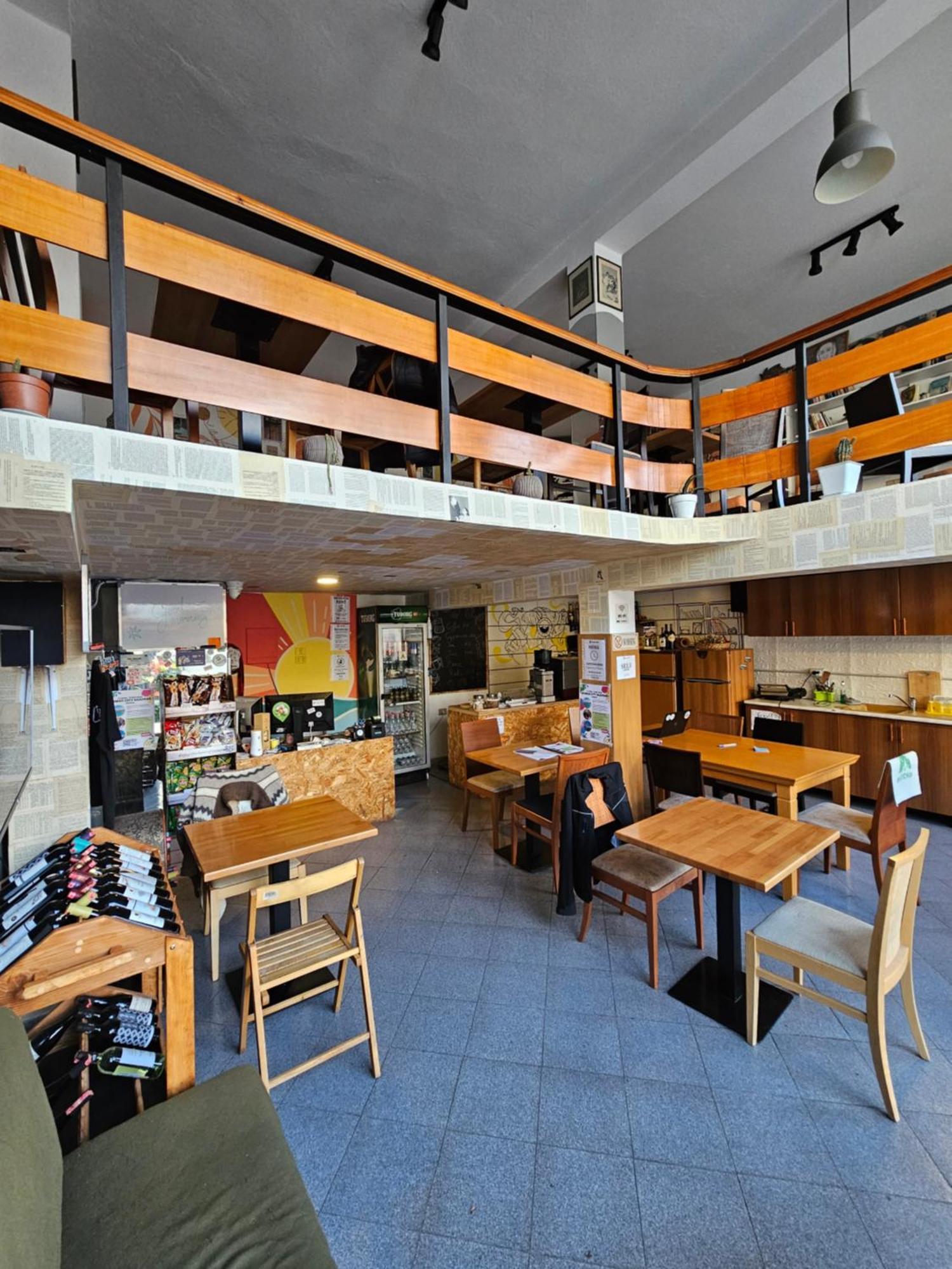 Traveler Hostel ชโคเดอร์ ภายนอก รูปภาพ