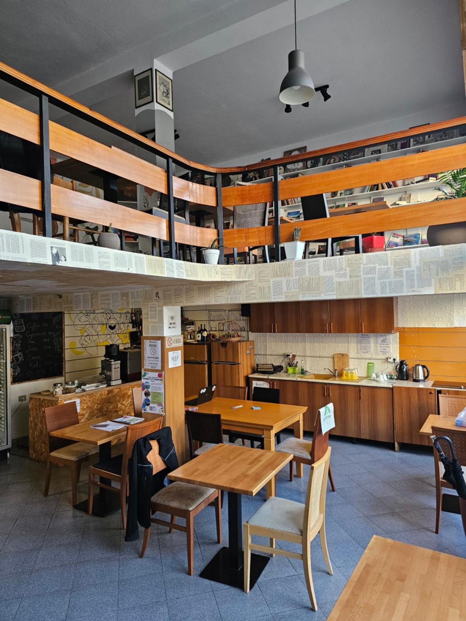 Traveler Hostel ชโคเดอร์ ภายนอก รูปภาพ